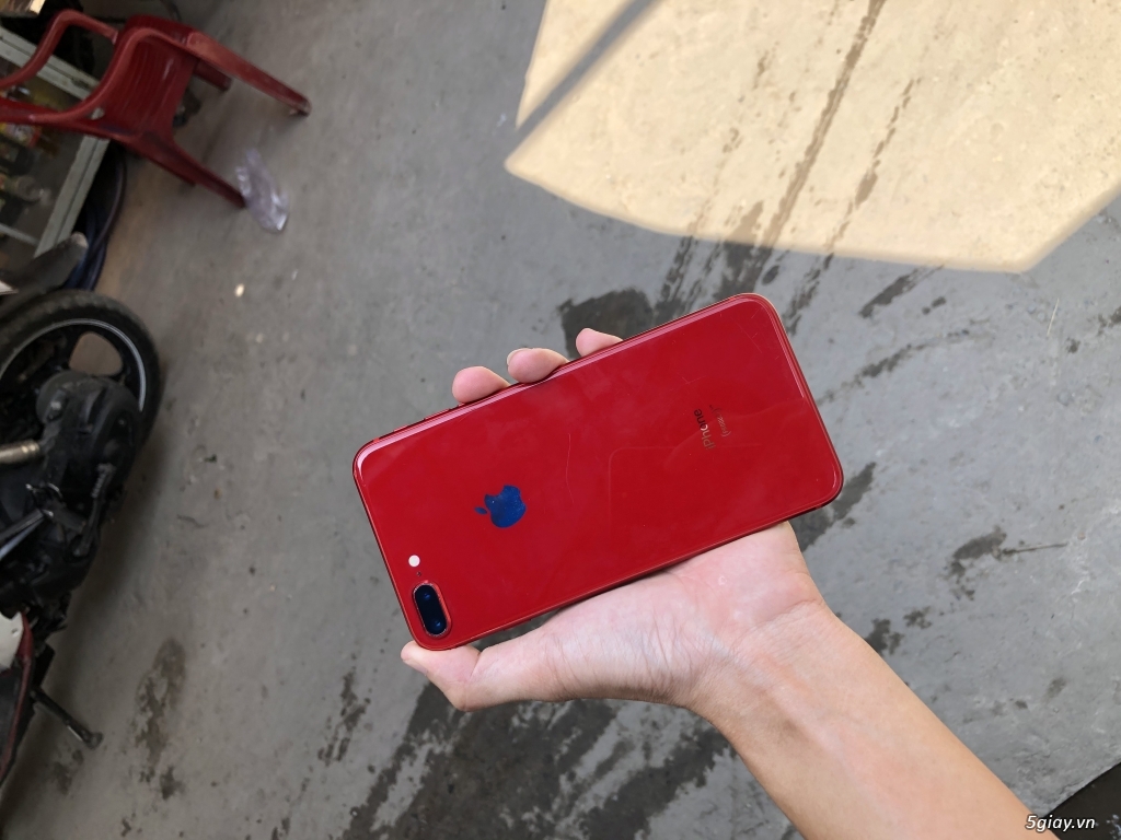 Iphone 8 plus 64G zin all nguyen áp