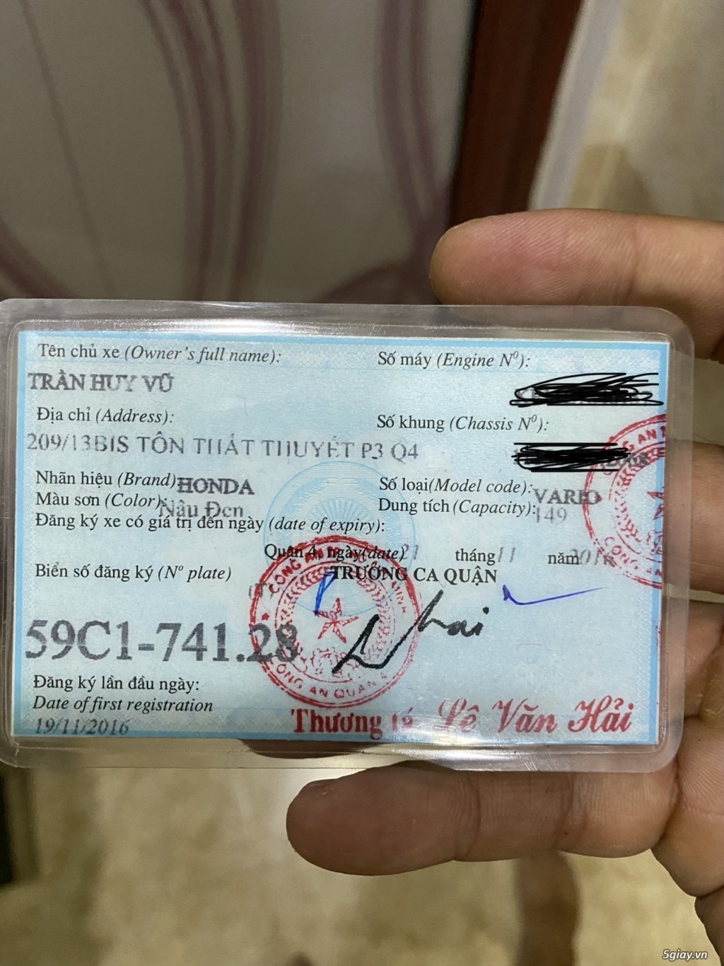 Cần bán Vario 150 vàng cát mẫu cũ !