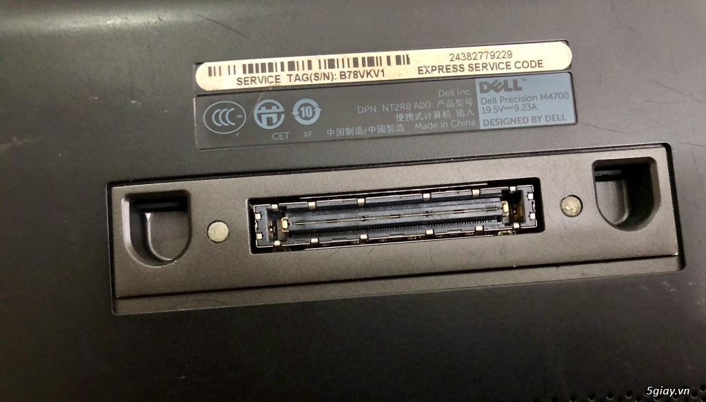 Máy trạm Dell M4700 I7 3520M 8GB Ram AMD M4000 SSD128gb