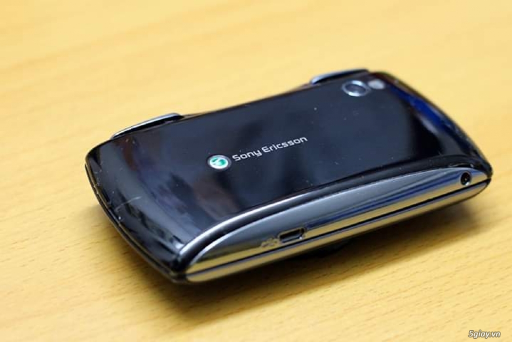 Sony Xperia Play nguyên zin cực hiếm - 3