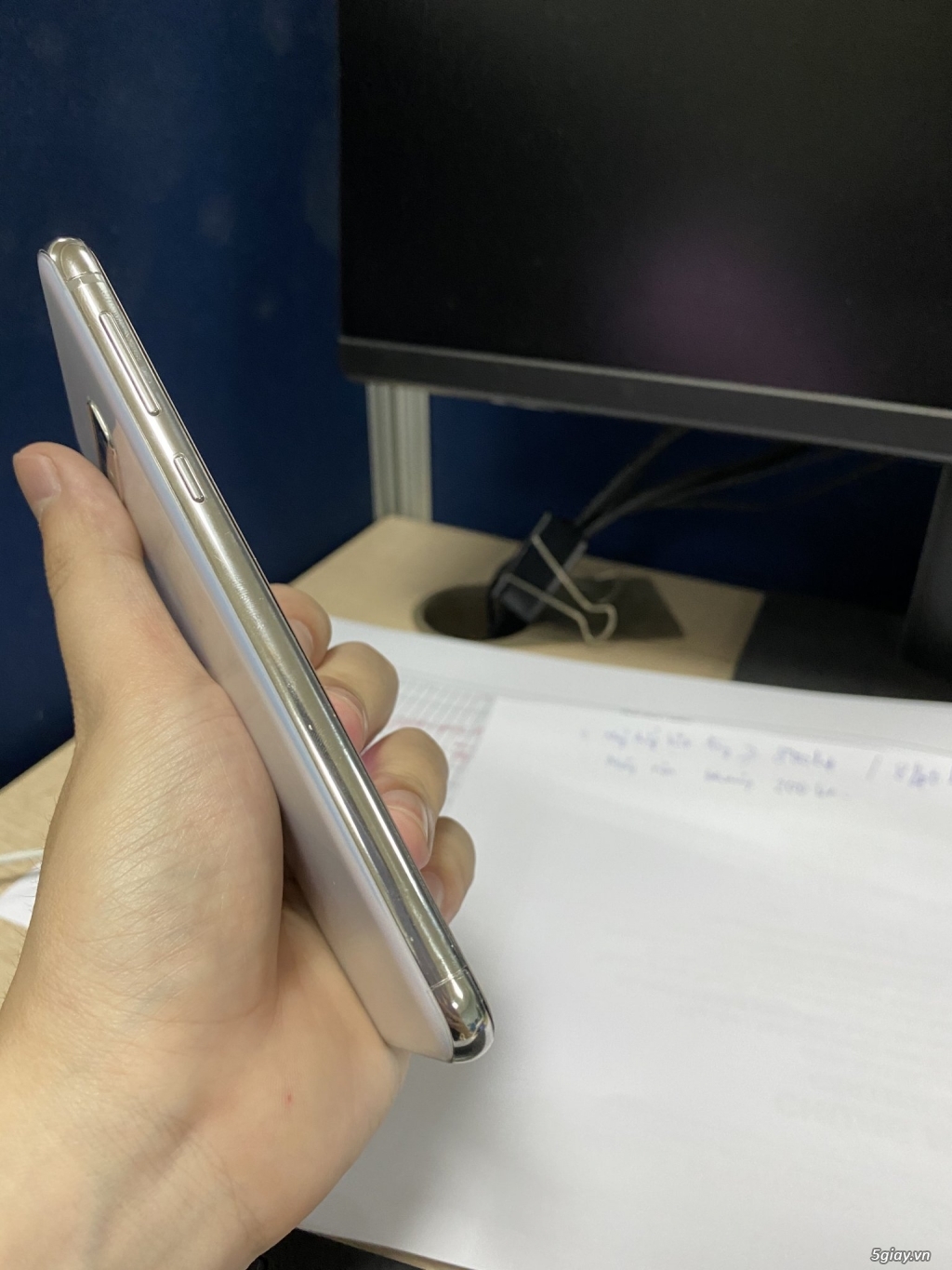 Cần bán samsung S10E quốc tế 2 sim