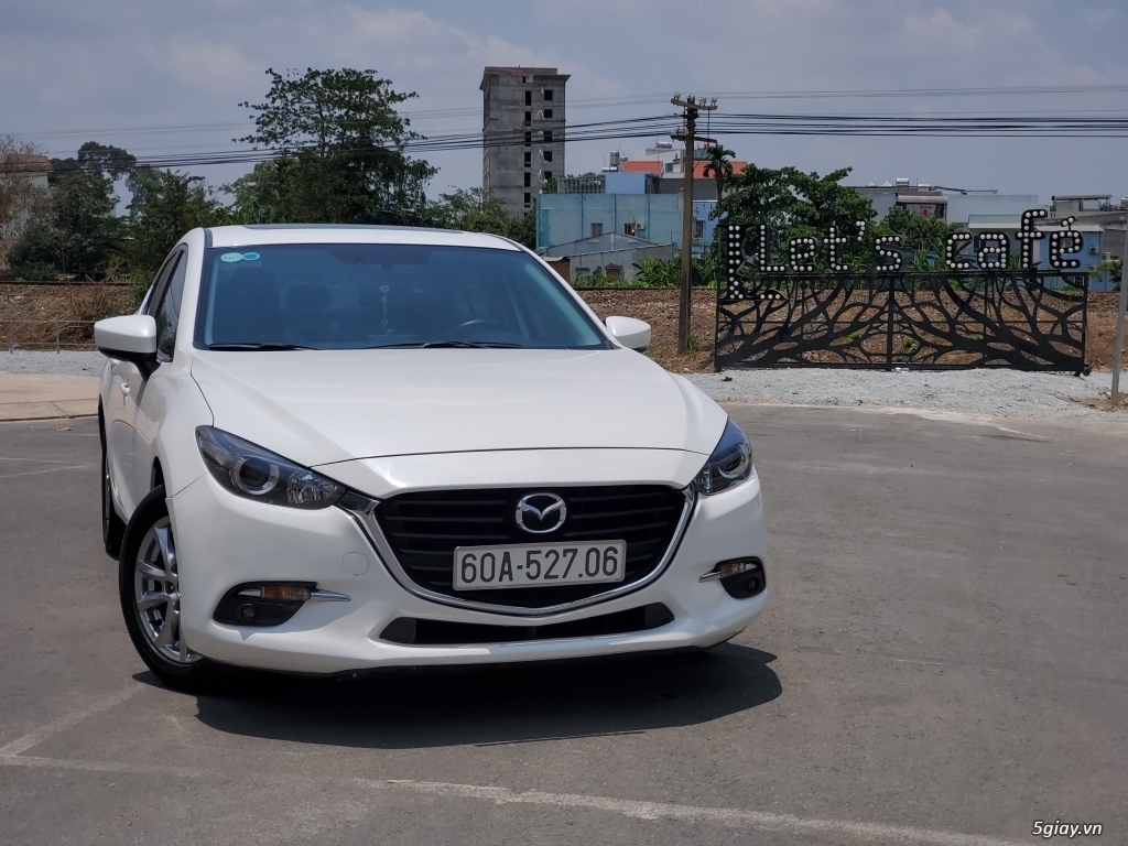 Mazda 3 Facelift 2018 Trắng Ngọc Trinh - 2
