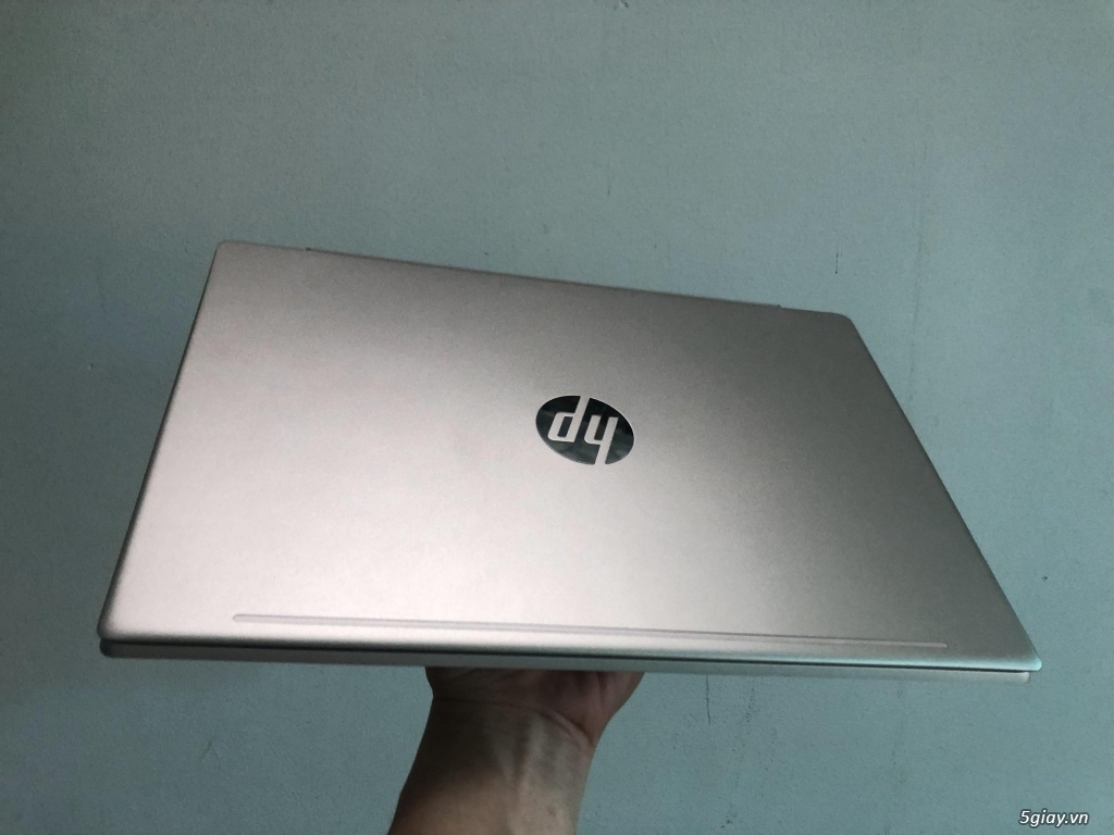 Laptop HP Pavilion 14 ce3015TU i3 1005G1/4GB/512GB SSD - 1