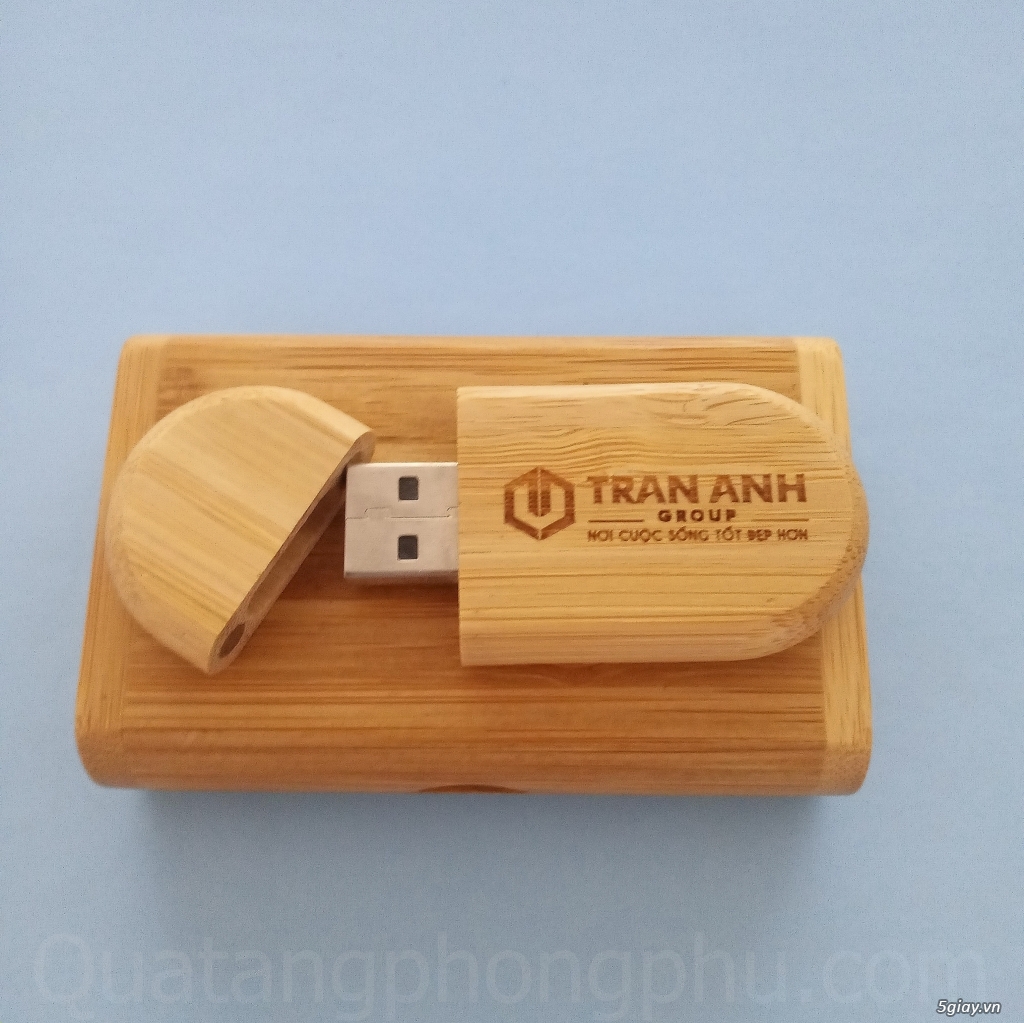 Nguyên bộ USB gỗ khắc tên giá rẻ