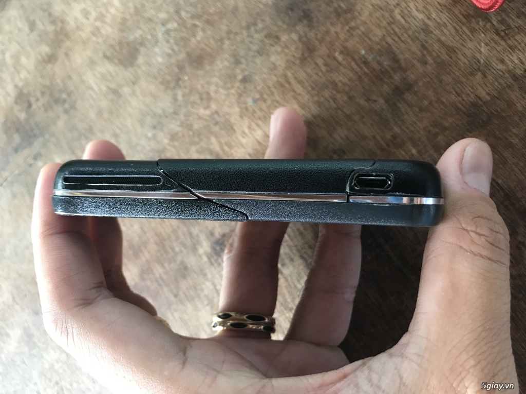 8600 Luna