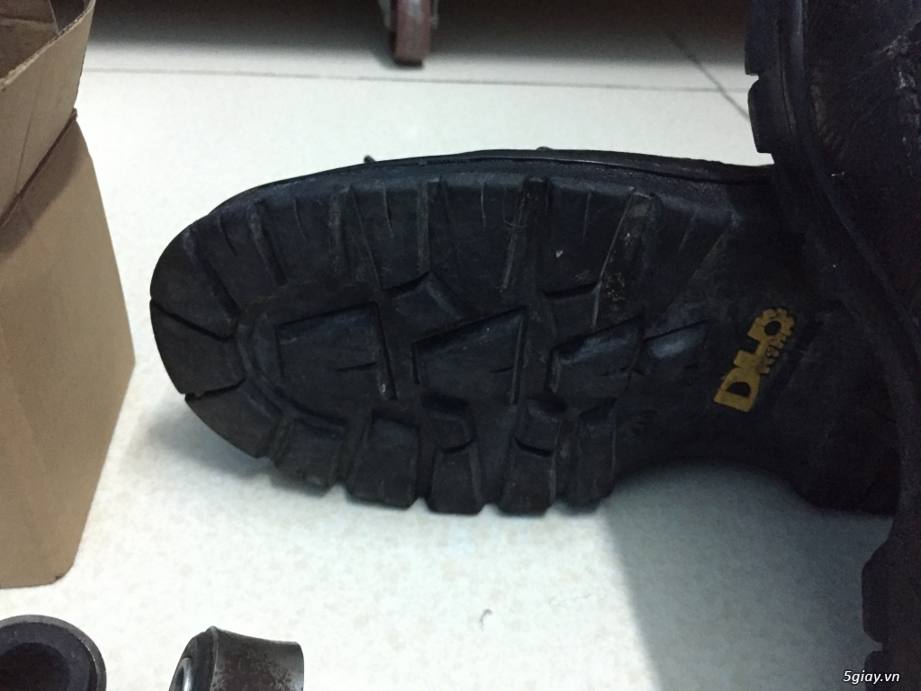 Bán ve chai linh tinh