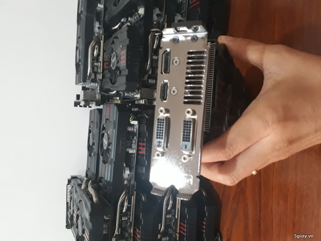 Sang lại 25 máy nét i5 4440 + server+ máy tính tiền.