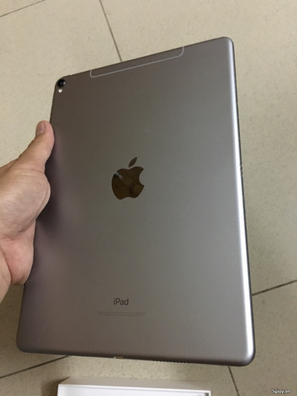 iPad Pro 10.5 64Gb Wifi + 4G màu Gray, giá rẻ