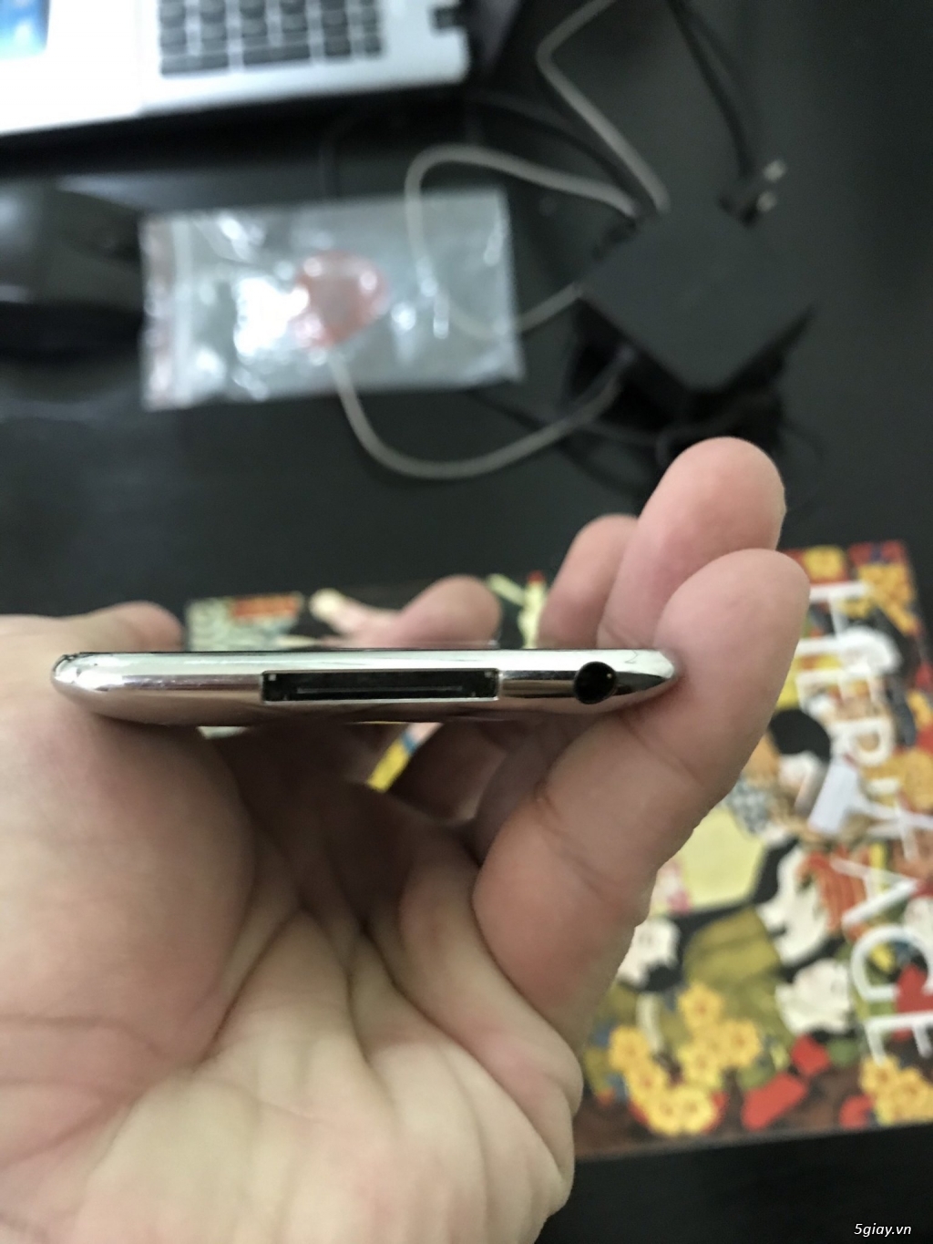 Ipod Touch 32GB (Lỗi cảm ứng) + Shuffle 1GB ngoại hình đẹp (Lỗi pin) - 1