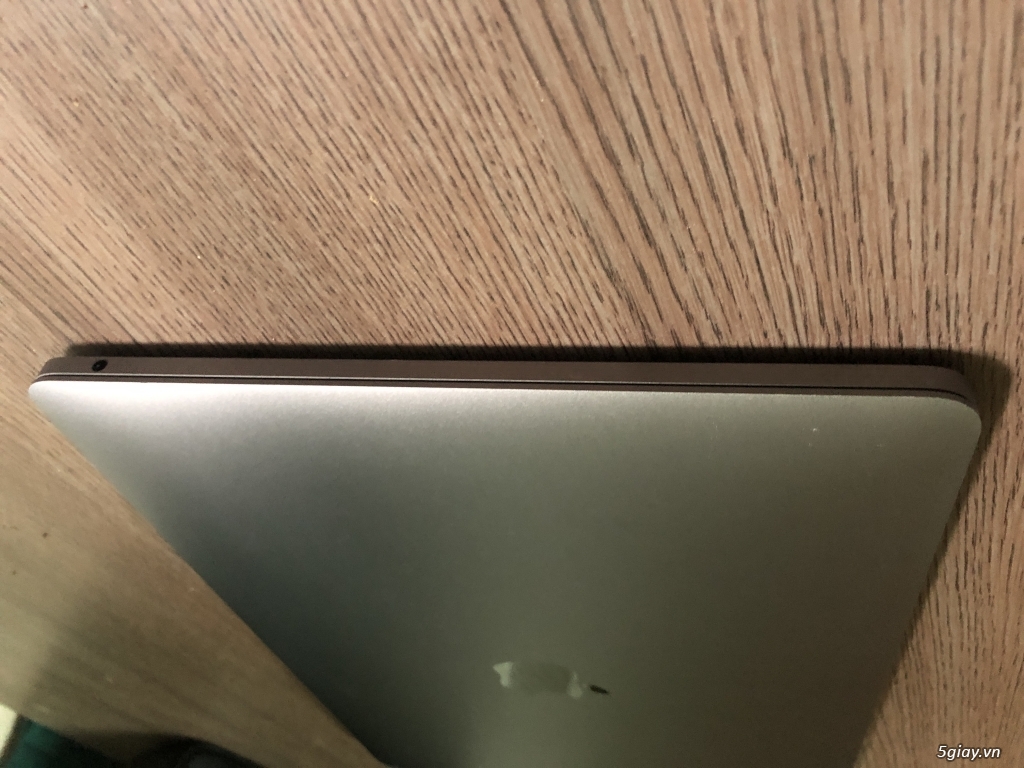 Macbook pro 13 non touch bar giá rẻ cho sinh viên - 2