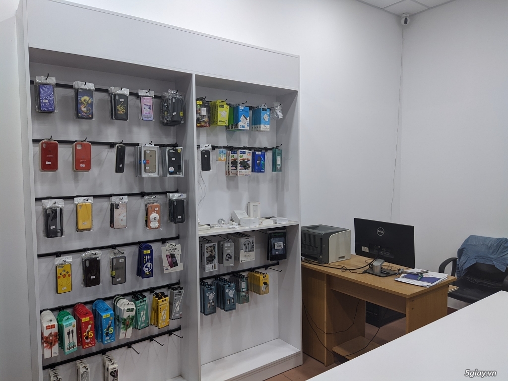 Shop phụ kiện điện thoại, sửa điện hoại HYDRO q8 HCM - 2
