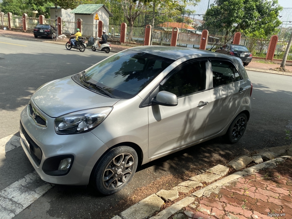 Bán KiA Picanto stđ 2014 màu bạc,xe nhà sử dụng