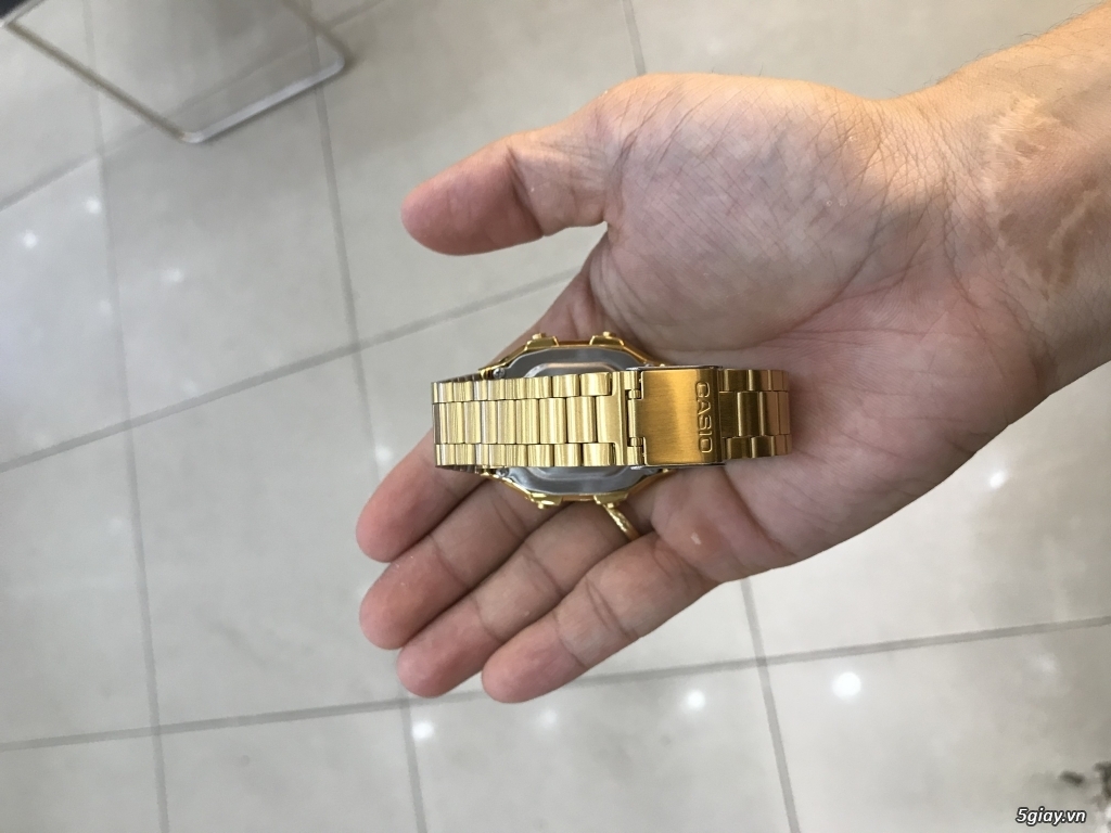 Casio Illuminator A178W gold còn đẹp