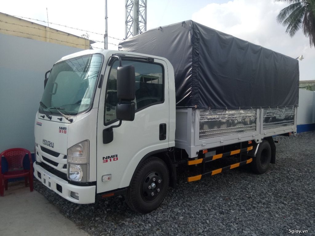 XE TẢI ISUZU 1T9 ĐẦU VUÔNG THÙNG MUI BẠT
