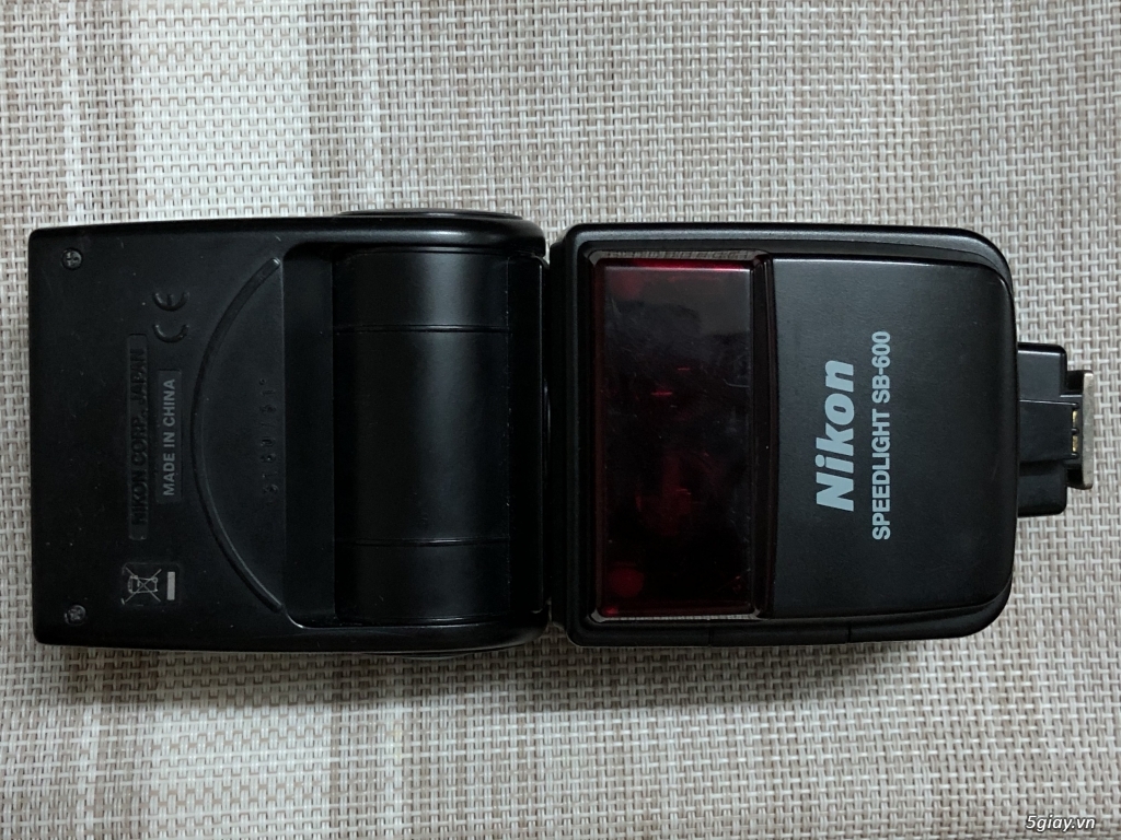 Cần bán : Flash nikon sb600, Lens nikon 50 1.8d, godox sony tt350, pin - 3