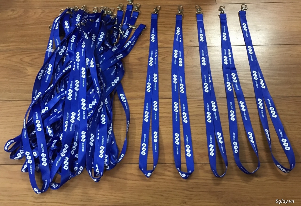 Dây đeo thẻ in ấn logo thương hiệu