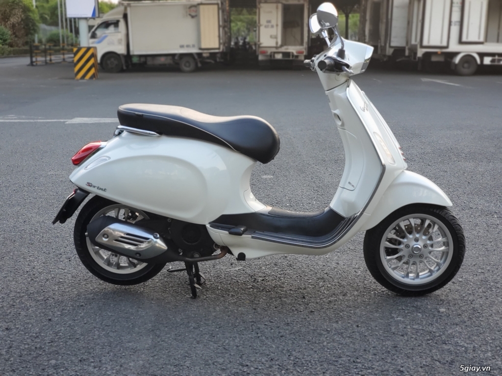 Vespa Sprint 2015 Trắng Ngọc Trinh - 4