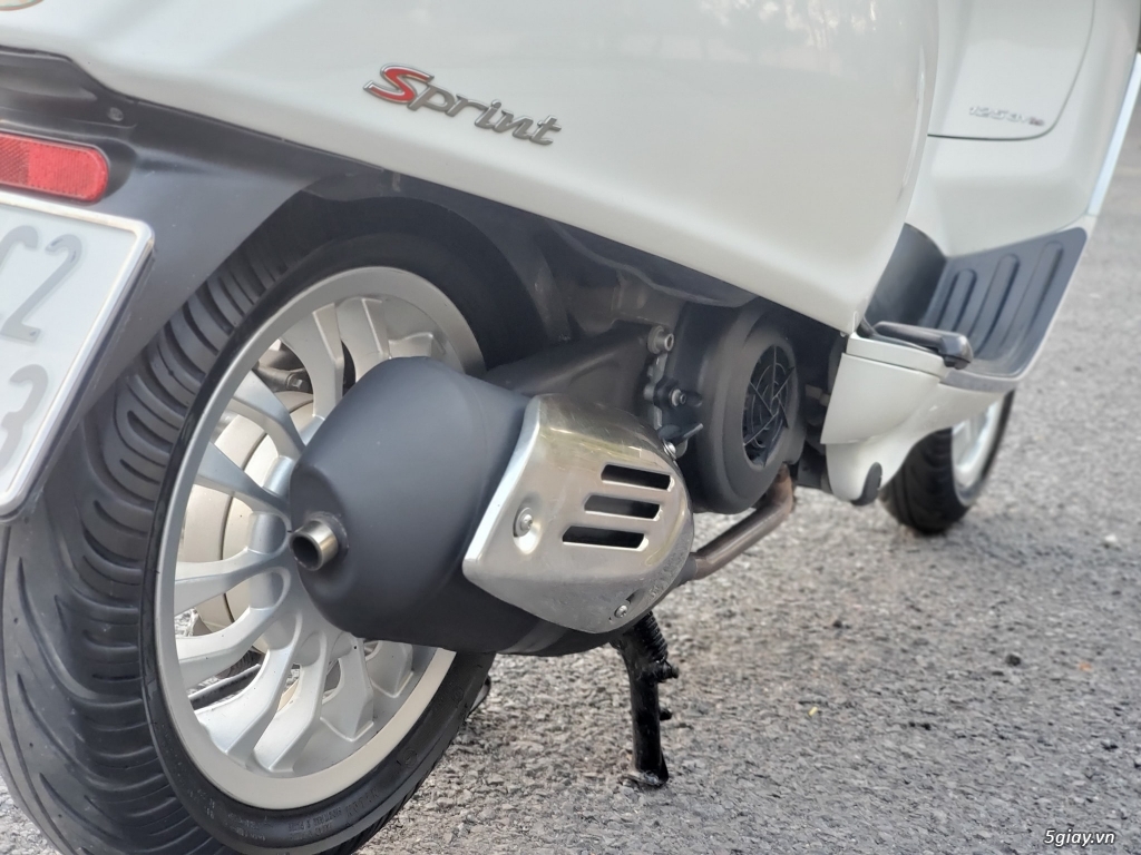 Vespa Sprint 2015 Trắng Ngọc Trinh - 1