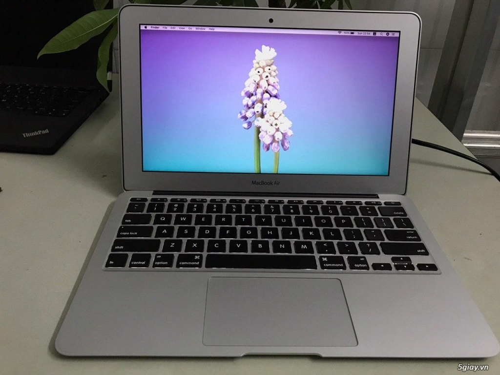 Macbook Air 11 inch Early 2015_Like New - 1