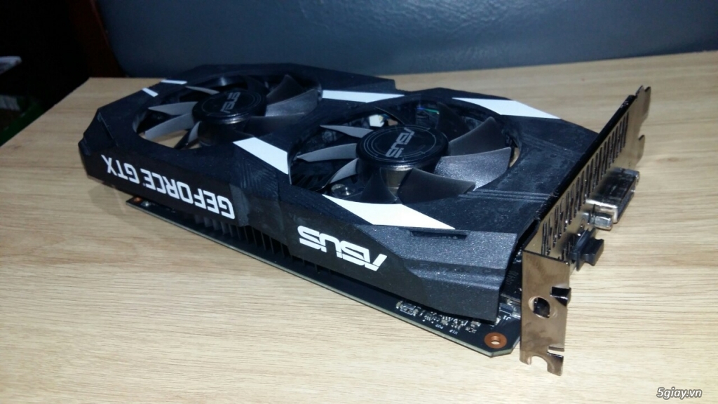 Card màn hình Asus Dual GeForce GTX 1650 4GB GDDR5 (DUAL-GTX1650-4G) - 1