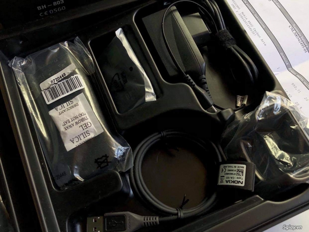 Nokia 8800 Carbon Arte Titanium Brandnew nguyên hộp xuất Italia - 9