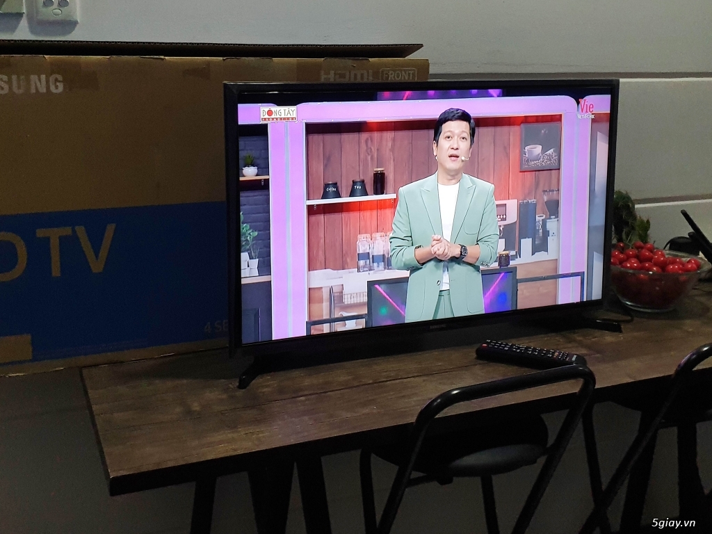 Smart Tivi Samsung 32 inch UA32N4300 wifi, Youtube (Mới 99%)