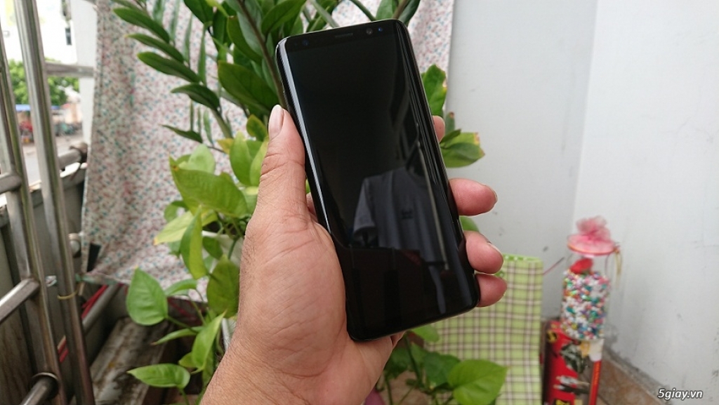 Samsung Galaxy S8 64Gb Nhật Au SCV36 đẹp như mới - 1