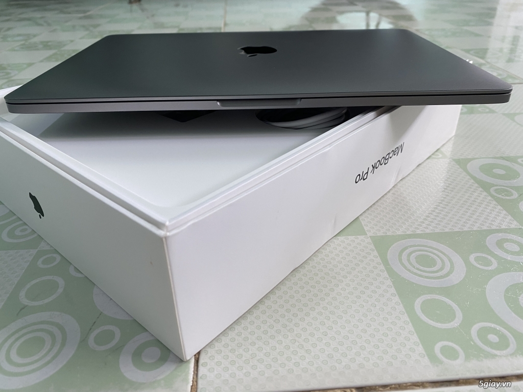 Macbook pro 13 2019 touch bar fullbox - 7