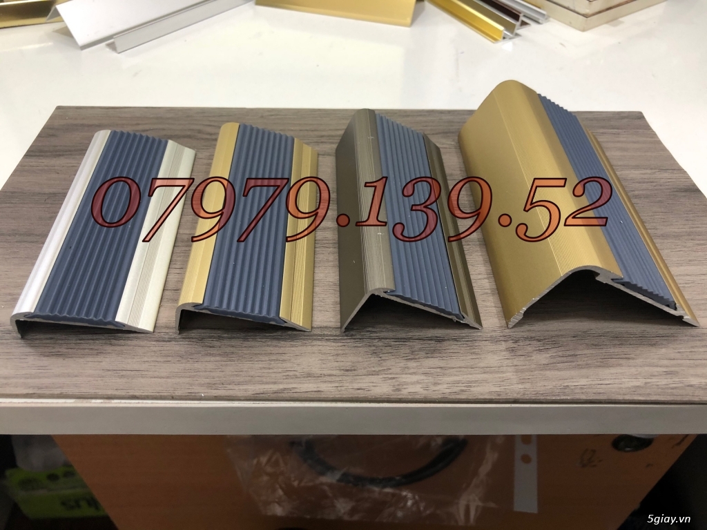 Nẹp chống trơn nhôm- nẹp chống trơn cầu thang giá rẻ - 16