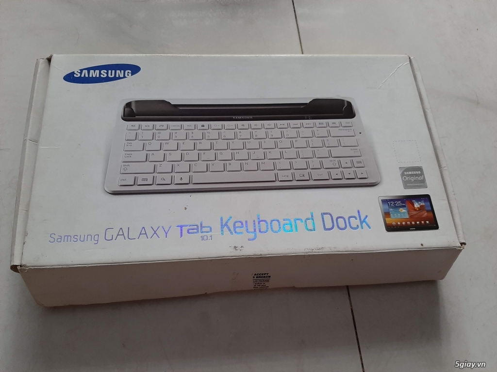 1 cái Dock bàn phím chính hãng máy tính bảng Samsung Galaxy Tab 10.1-0