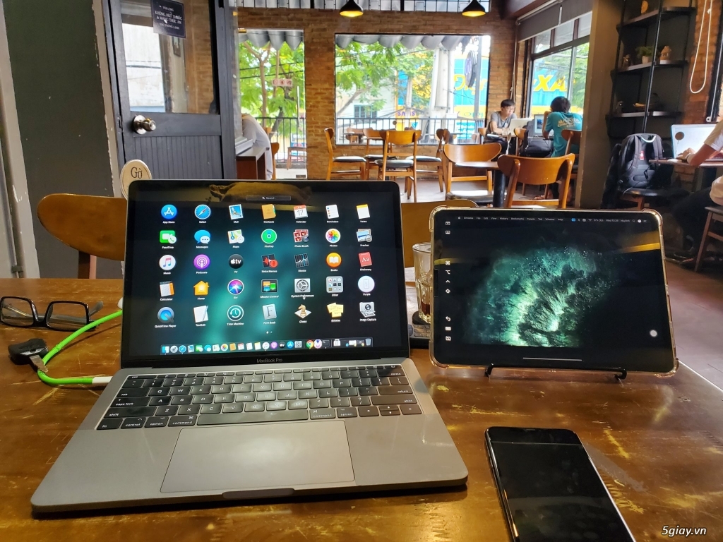 Combo Macbook Pro 13 2018 + Ipad Pro 11 256GB - 2