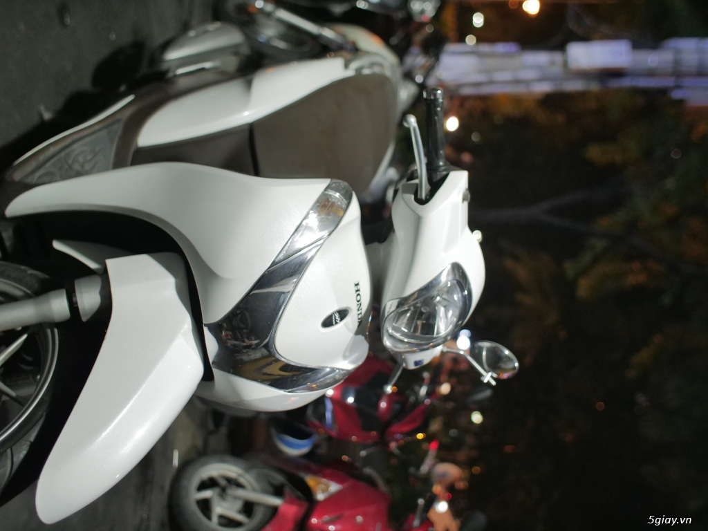 Honda SH Mode late 2014 trắng NgọcTrinh, bstp 000.45 xịn sò.