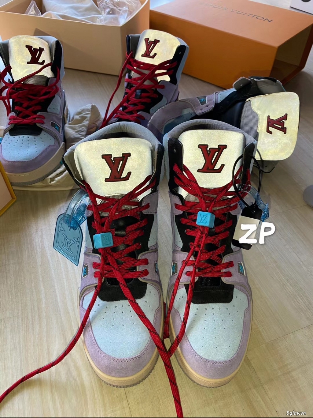 VIP Louis Vuitton sneaker order QC - 2