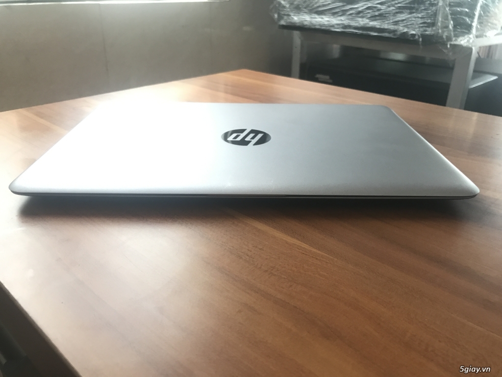 hp folio 1020 CoreM /Ram 8gb/SSD 256gb/lcd 12.5