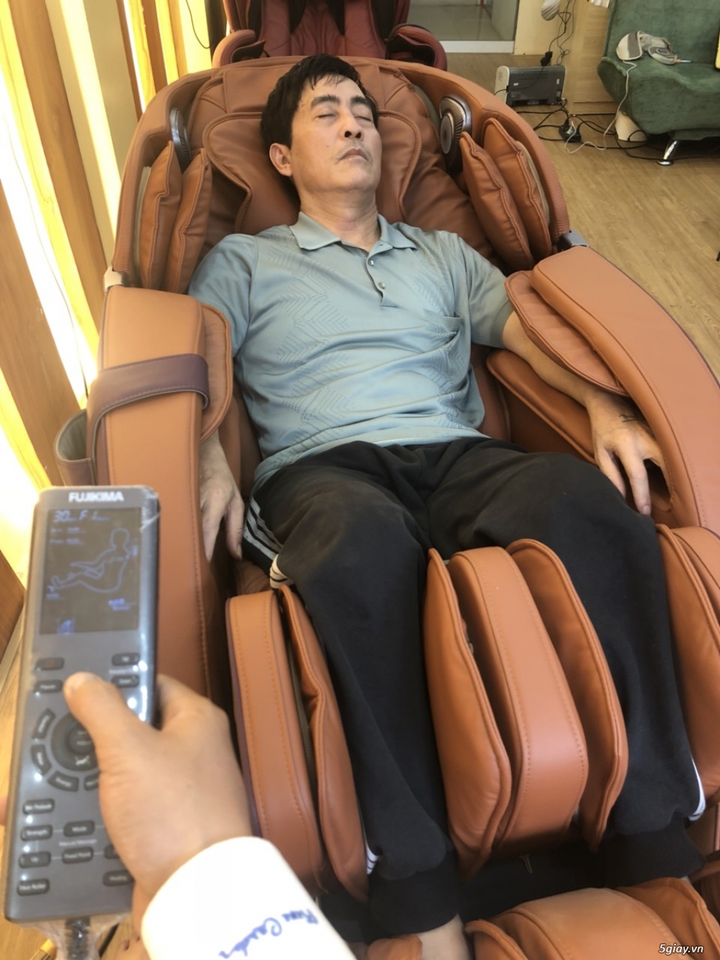 Ghế massage chính hãng Nhật Bản