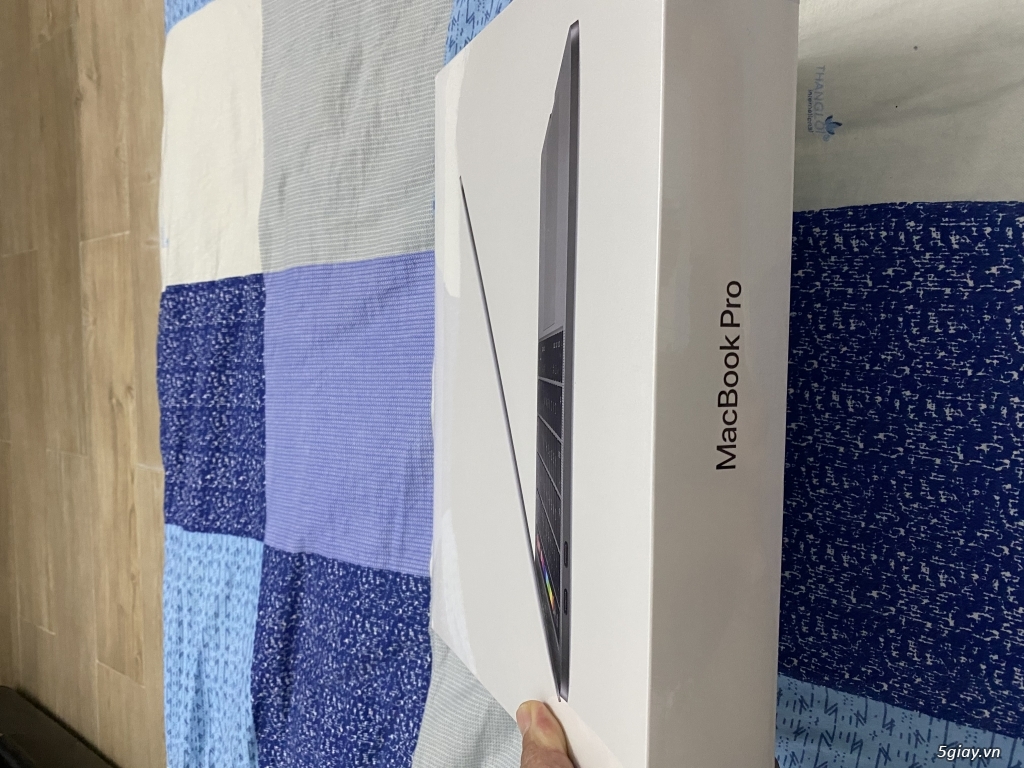 MacBook Pro 13 2019 + Mouse 2 Magic - 1