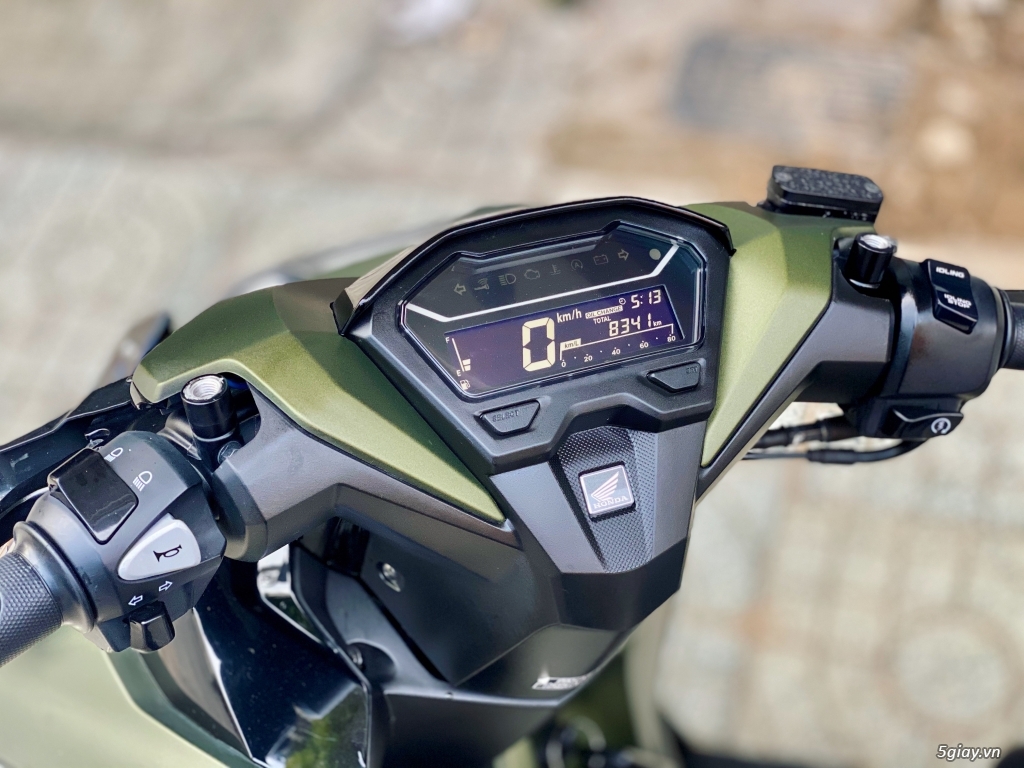 Vario150i T3/2018 odo 8k (bao) BS vip 07887 - 5