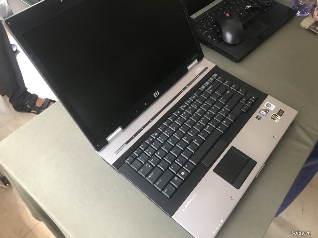 Laptop HP 8530w/Core 2 Dou T9300/Ram 4GB/HDD 500GB/Vga
