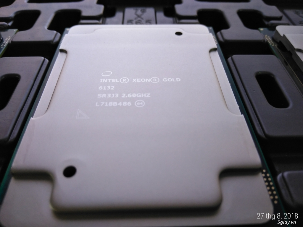 Intel® Xeon® Silver 4210 Processor 13.75M Cache, 2.20 GHz, 10 Cores - 1