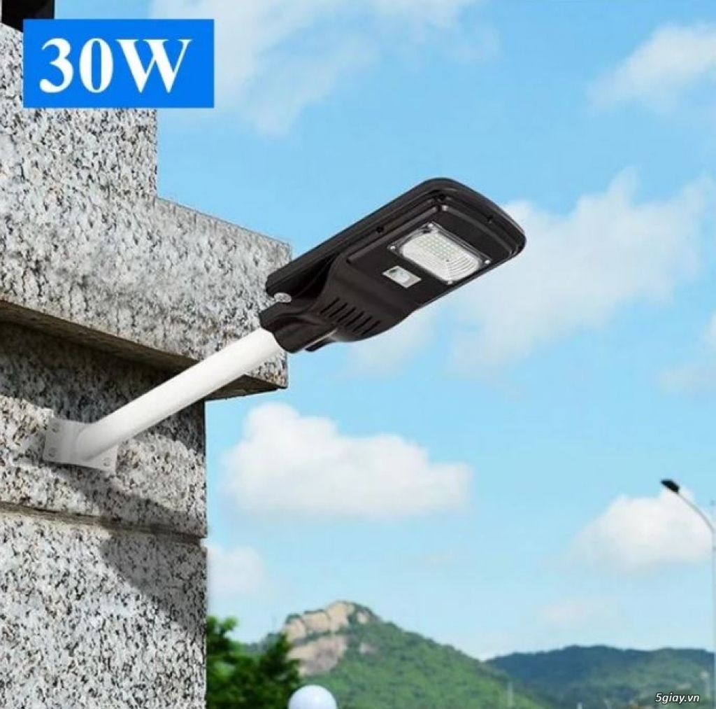 Den Nang Luong Mat Troi 30w