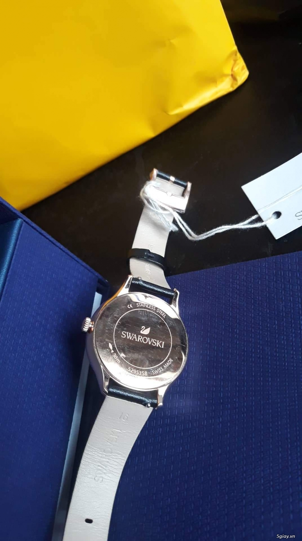 Bán đồng hồ Swarovski, chính hãng, đã mua sân bay ở nước ngoài - 1