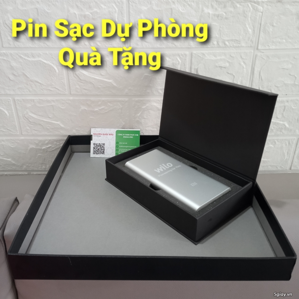 Quà Tặng Phong Phú hoàn thành đơn hàng Pin sạc dự phòng