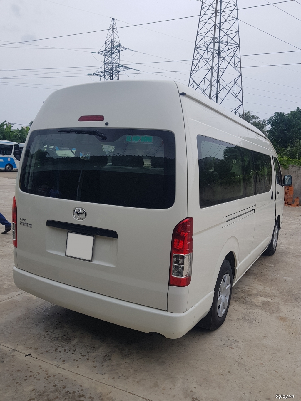 Bán xe Toyota Hiace đời 2018. - 2