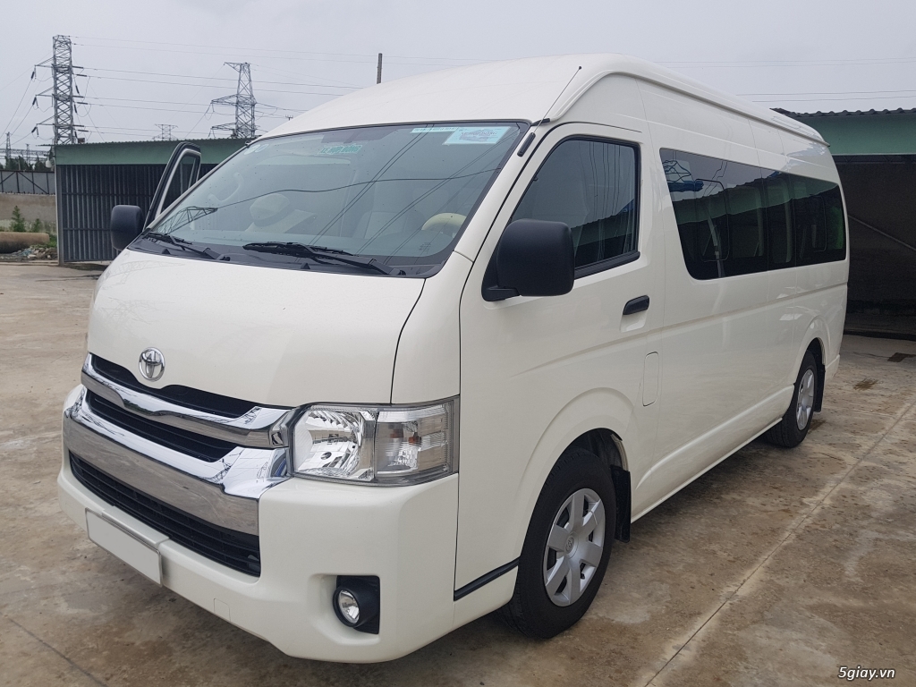 Toyota Hiace 2022 đánh giá xe giá bán  hình ảnh