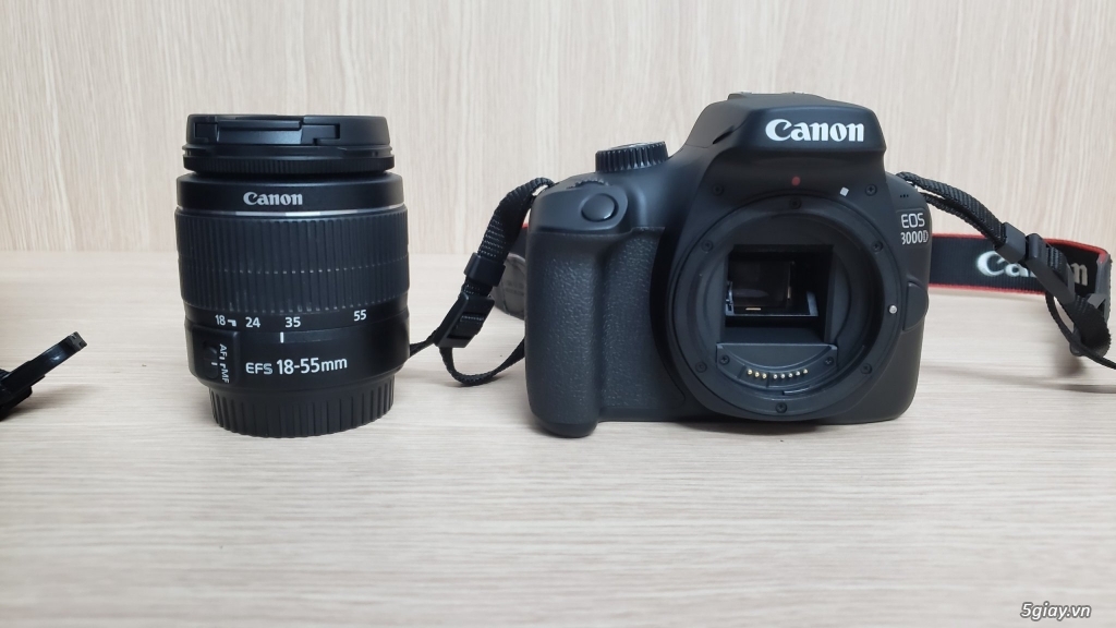 Hiện mình cần bán 1 Máy Ảnh Canon EOS 3000D Kit 18-55mm Full (Đen)