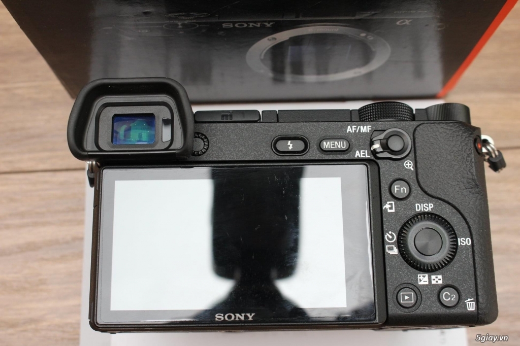 Sony A6300 kit16-50 - 1