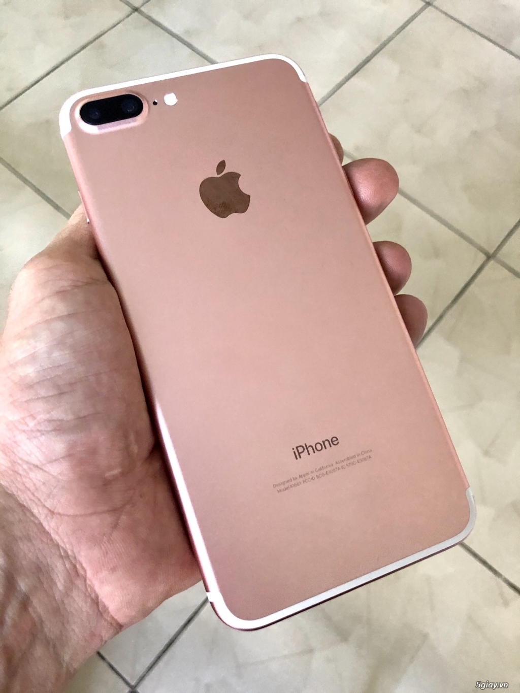 Cần bán Iphone 7Plus 32G màu hồng - 1
