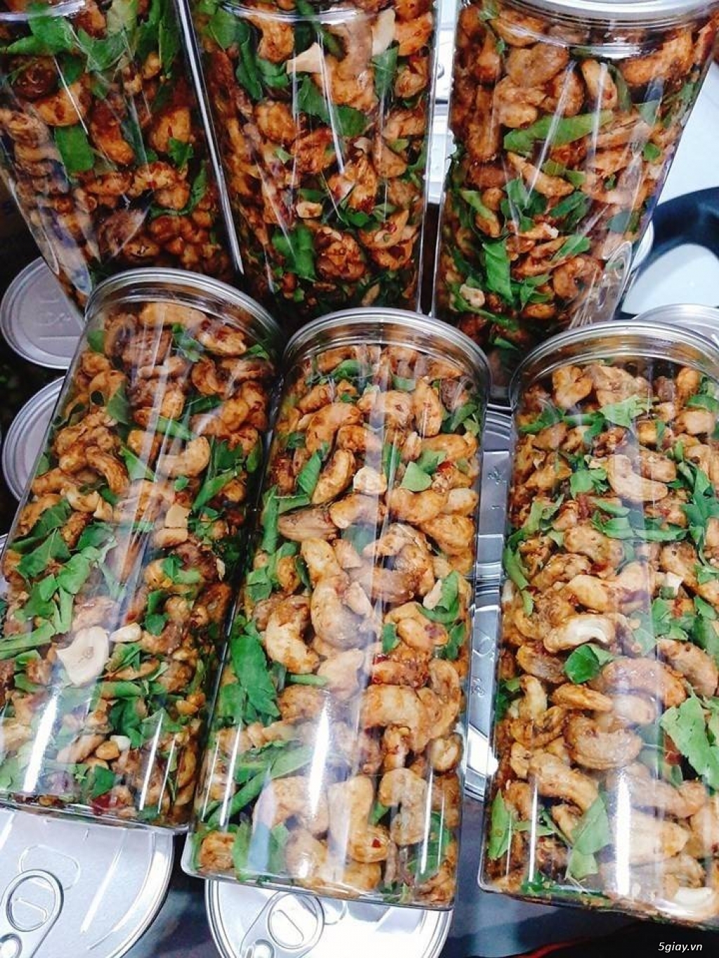 Hạt điều rang tỏi ớt lá chanh