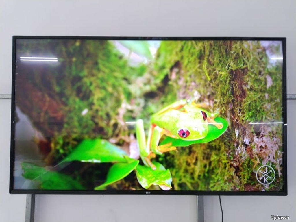 Tivi LG 55UJ632 4K SmartTV có sử dụng giọng nói. - 3