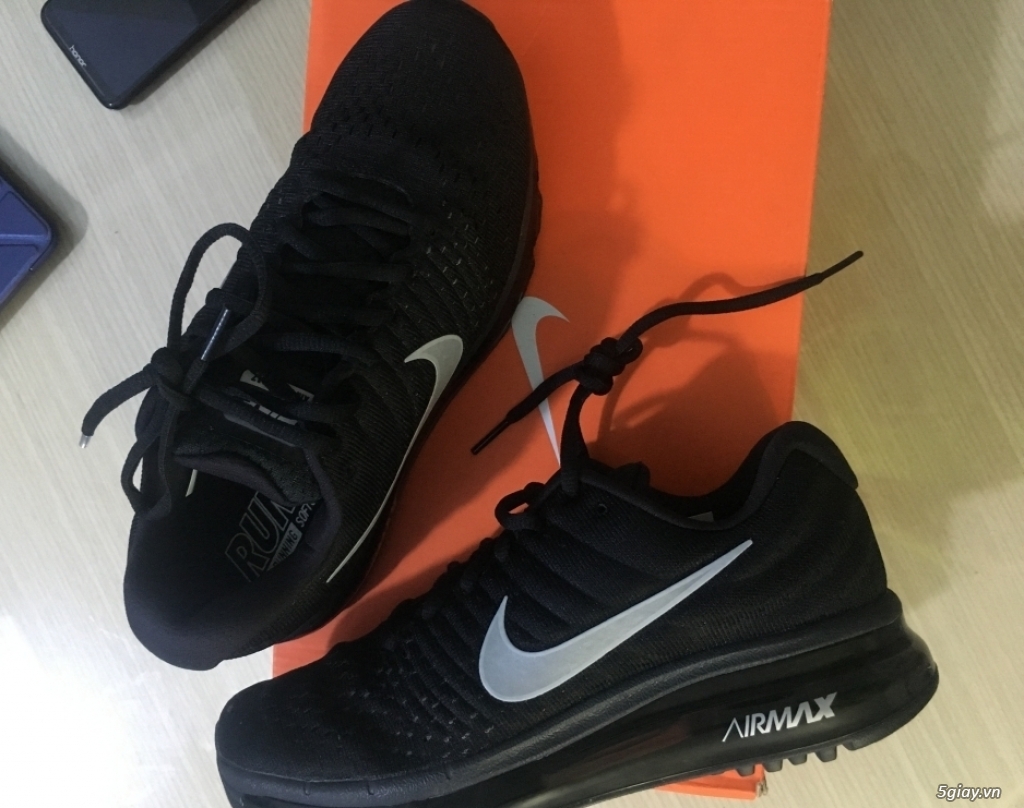 Giày Nike Air Max màu đen - 1